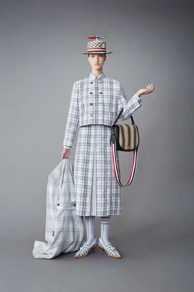 Look 12